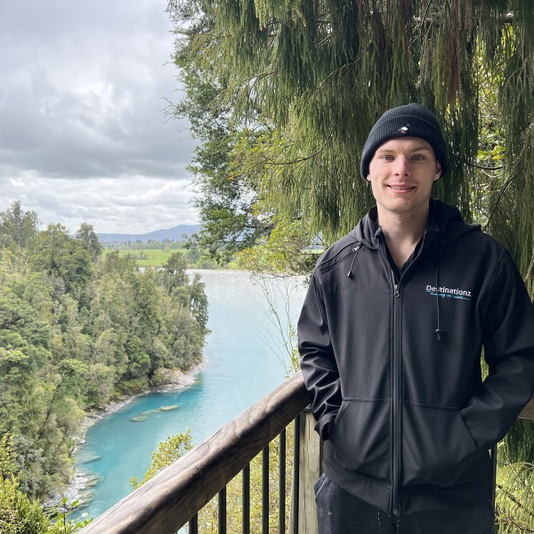 Striking gold on the West Coast - Summer 2022 | Destinationz